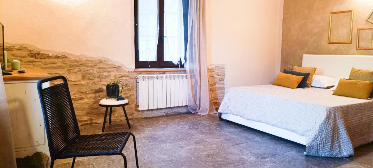 A Casa Di Anna Bed and Breakfast Cortemilia Eksteriør billede